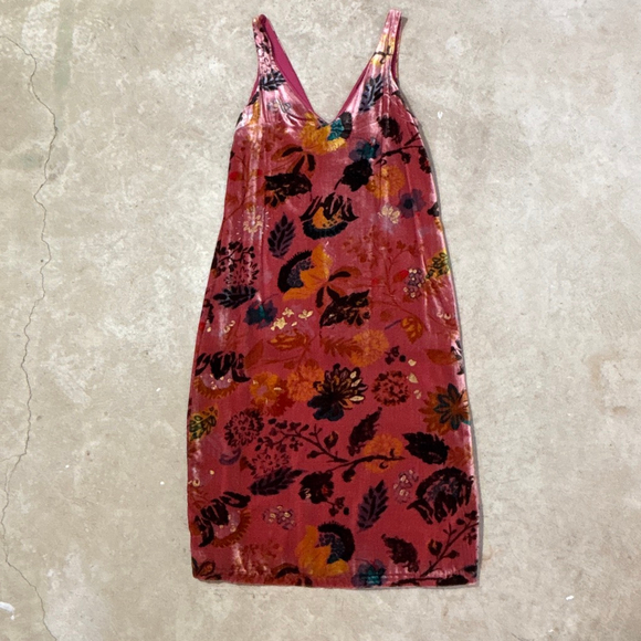 ZARA Trafaluc Pink Floral Velvet Midi Dress Women’s Small Side Slit Sleeveless - Picture 2 of 14